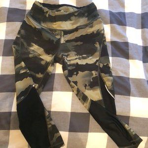 Road Runner Sports Compression Printed 19" Capris